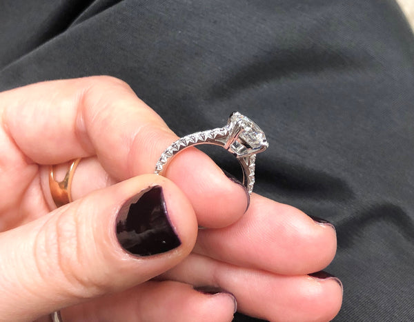 Solitaire Diamond with double prongs Engagement Ring