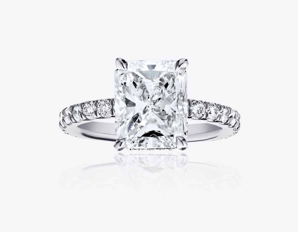 Radiant Diamond with hidden halo